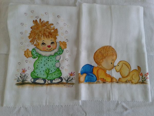 fralda em tecido pintura artesanal